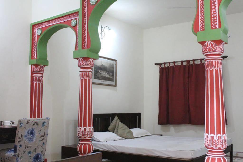 Haveli Kalwara - A Heritage Hotel Dźajpur Zewnętrze zdjęcie